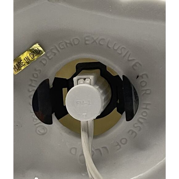 House Of Lloyd 1995 Cosmos Christmas Winter Porcelain Lamp Night Light 10” Santa - Picture 15 of 15